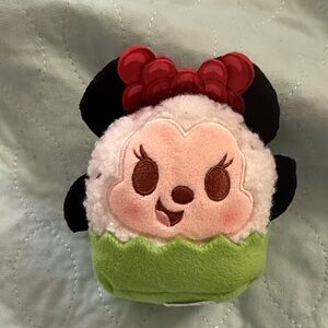 disney munchlings Caviar Tuna Sushi Roll Minnie Mouse